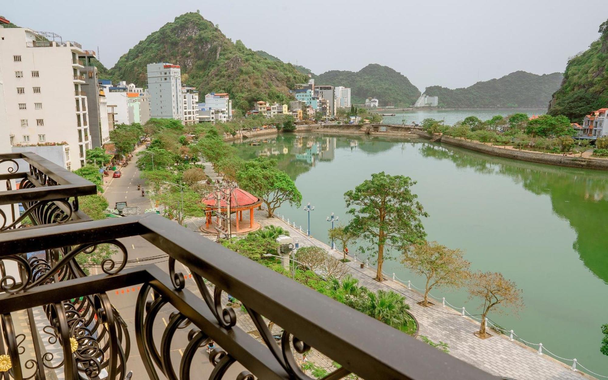 Sea Balcony Hotel Dong Khe Sau Экстерьер фото