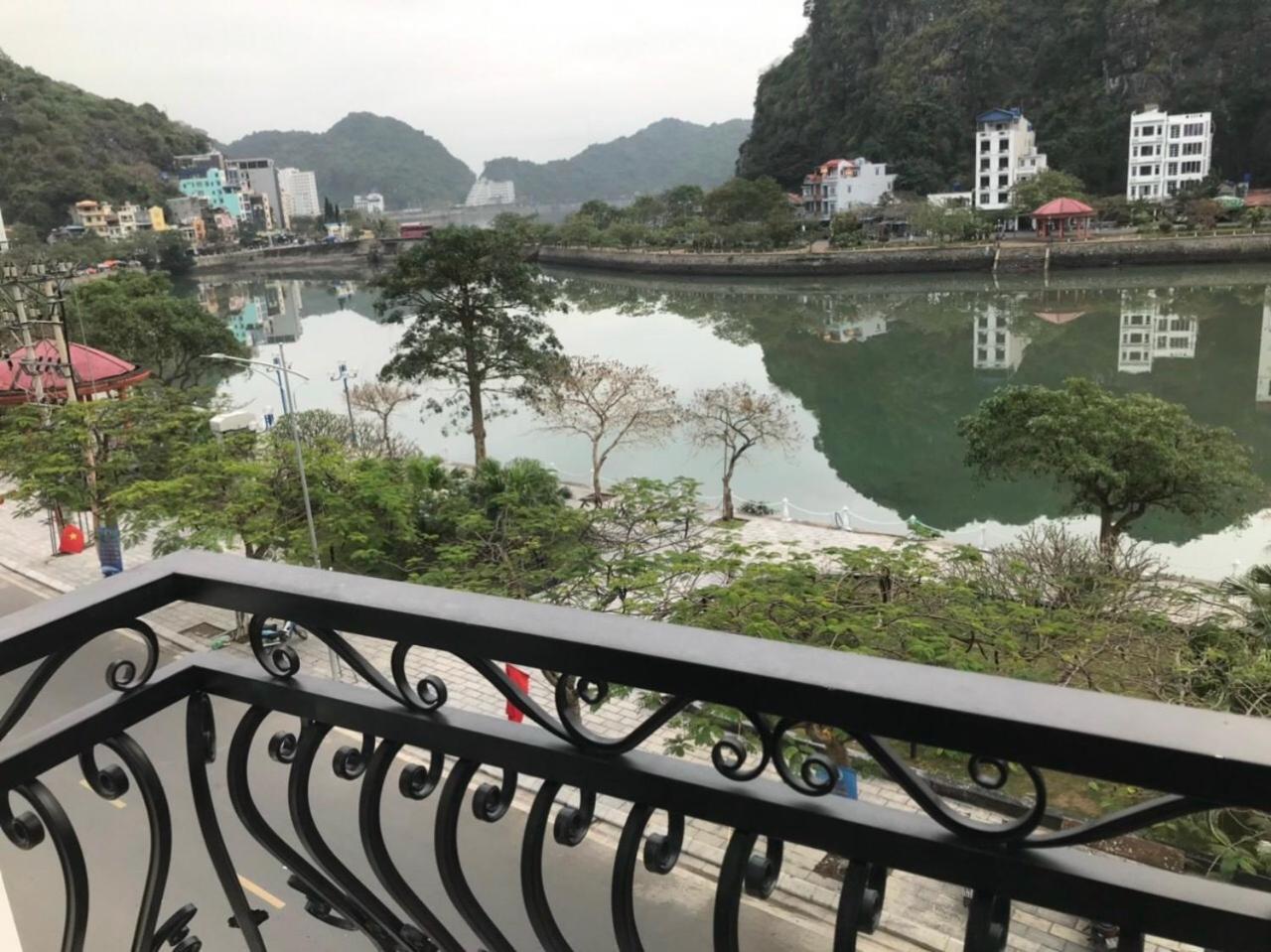 Sea Balcony Hotel Dong Khe Sau Экстерьер фото