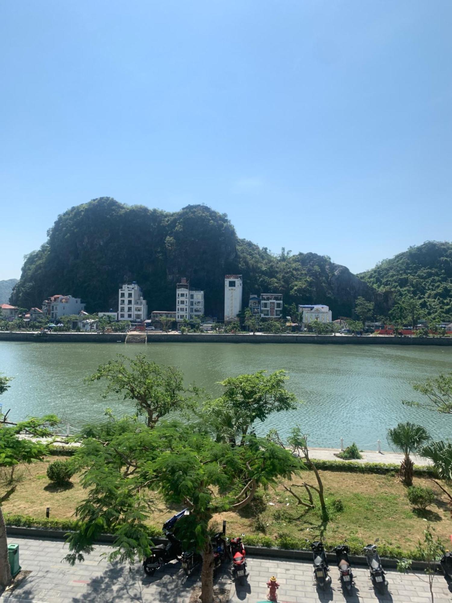 Sea Balcony Hotel Dong Khe Sau Экстерьер фото